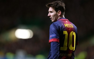 冠竞电竞焦点-伊尼戈·马丁内斯这脚射门击中横梁